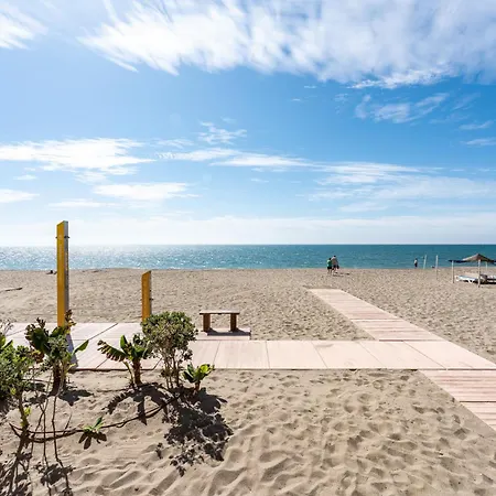 Malagasuite Seaside Penthouse With 2 Car Parking