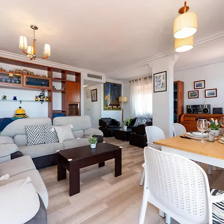 Malagasuite Seaside Penthouse *