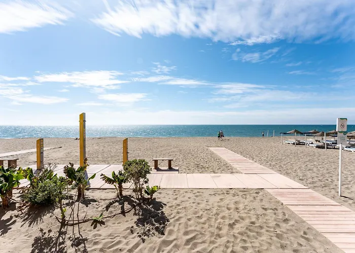 Malagasuite Seaside Penthouse With 2 Car Parking