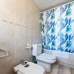 شقة Malagasuite Seaside Penthouse With 2 Car Parking *