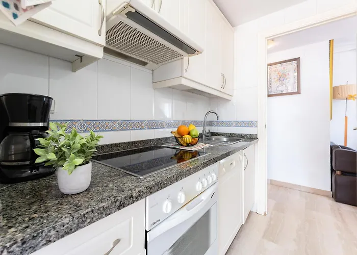 Malagasuite Seaside Penthouse With 2 Car Parking