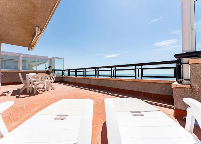 Malagasuite Seaside Penthouse Apartment *