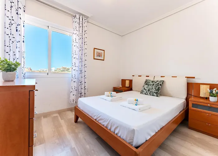 Malagasuite Seaside Penthouse With 2 Car Parking Апартаменты Фуэнхирола